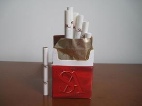 越南代工红玫王香烟批发-越南红玫瑰香烟-低价香烟网