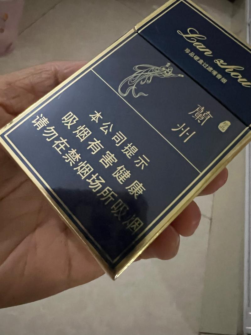 根据中国的相关法律法规，对于香烟能否丢弃，有以下几点建议